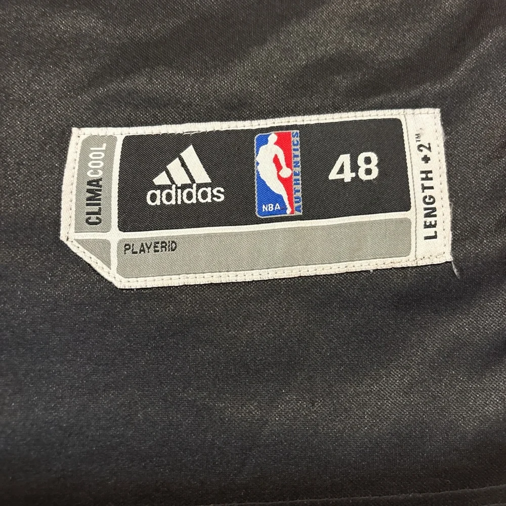 Dwayne Wade Miami Heat Jersey Authentic Adidas NBA Men’s Medium Black And Red - Picture 3 of 4